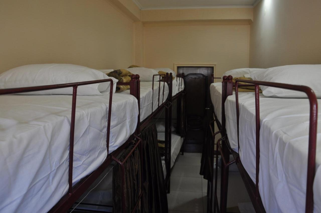 Hostel - Ns Prestige Shymkent Eksteriør billede