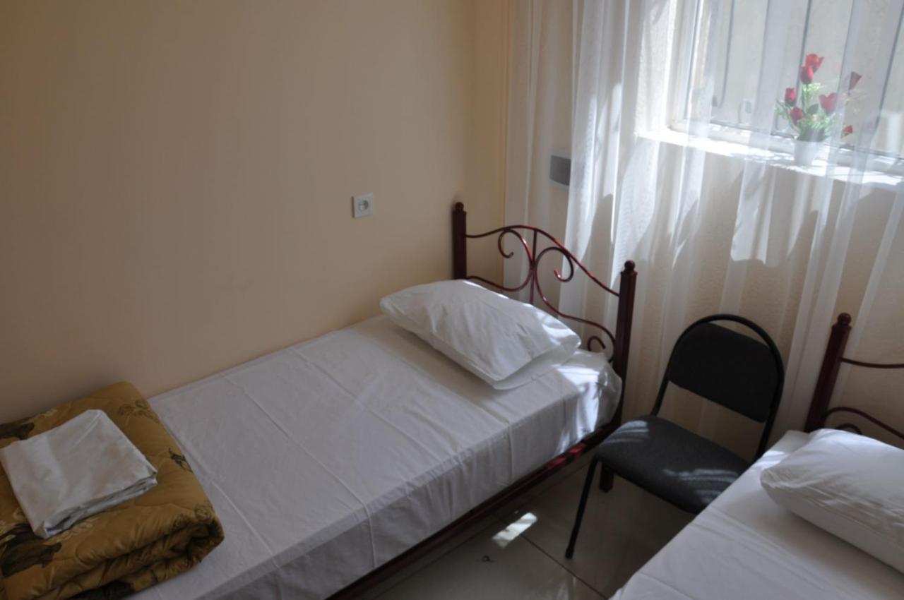 Hostel - Ns Prestige Shymkent Eksteriør billede